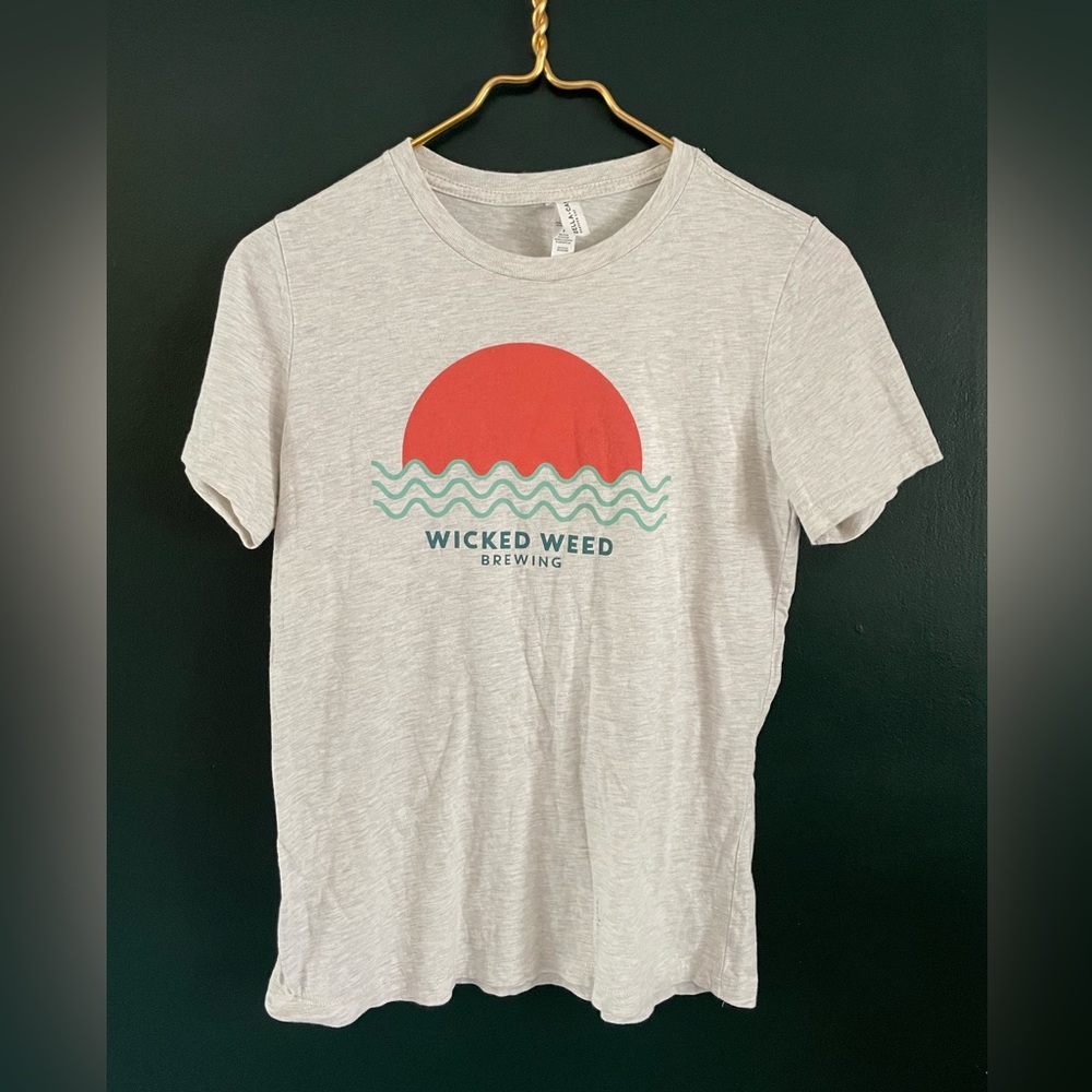 Wicked Weed Brewing Logo T-Shirt. Size Small.